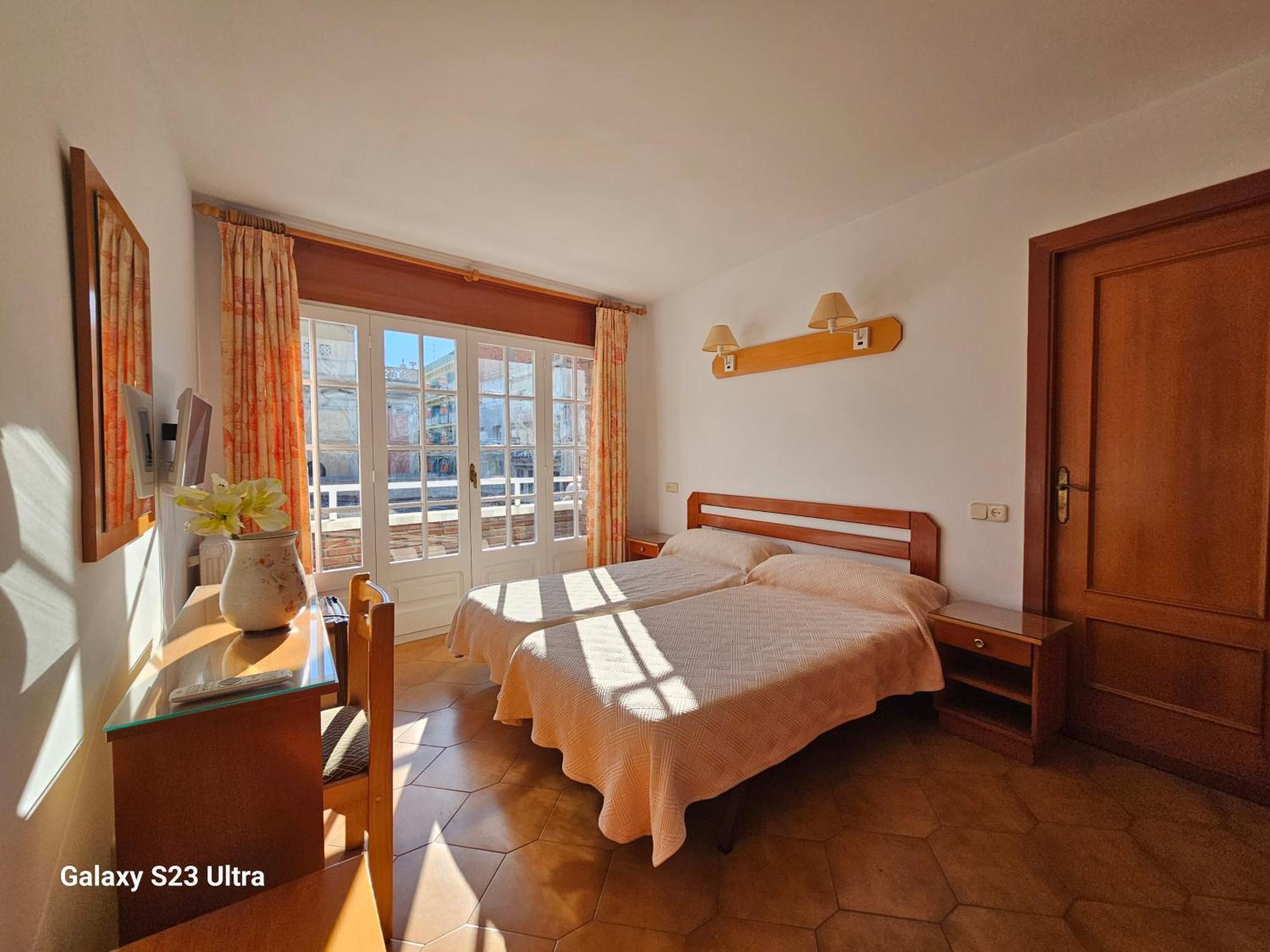 Hotel Blue Spot Malgrat de Mar Exterior foto